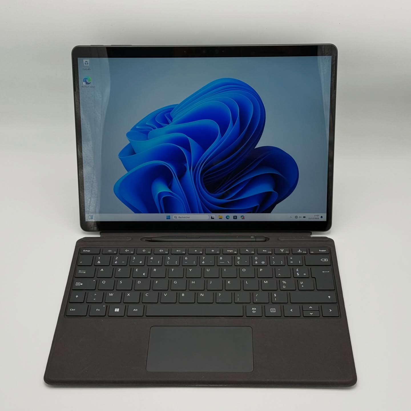 Microsoft Surface Pro 9 – i5-1245U / 16Go DDR5 / 256Go SSD / 13″ Tactile