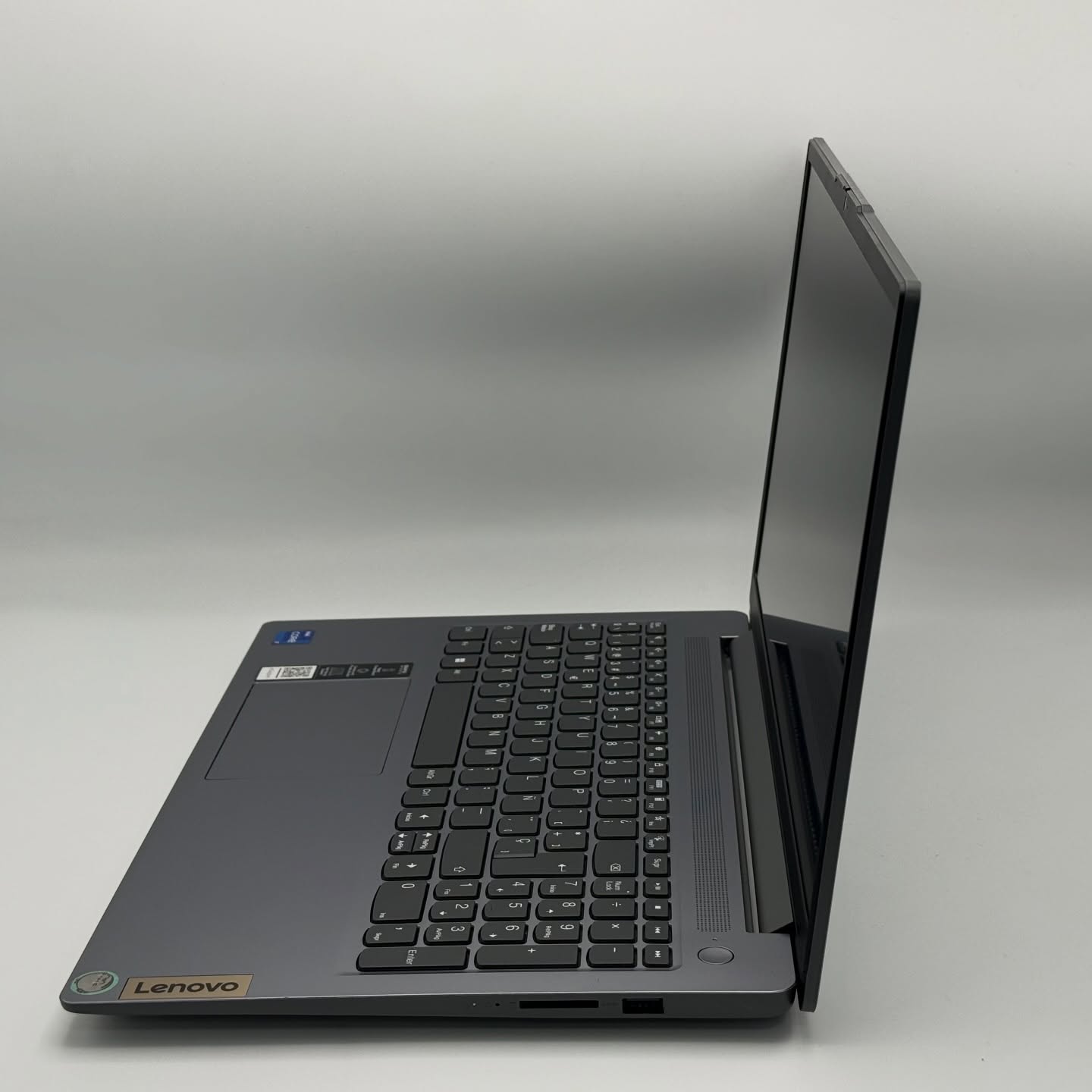 Lenovo IdeaPad Slim 3 – i7-13620H / 16Go DDR5 / 1To SSD NVMe / 15.6″ FHD – Image 3