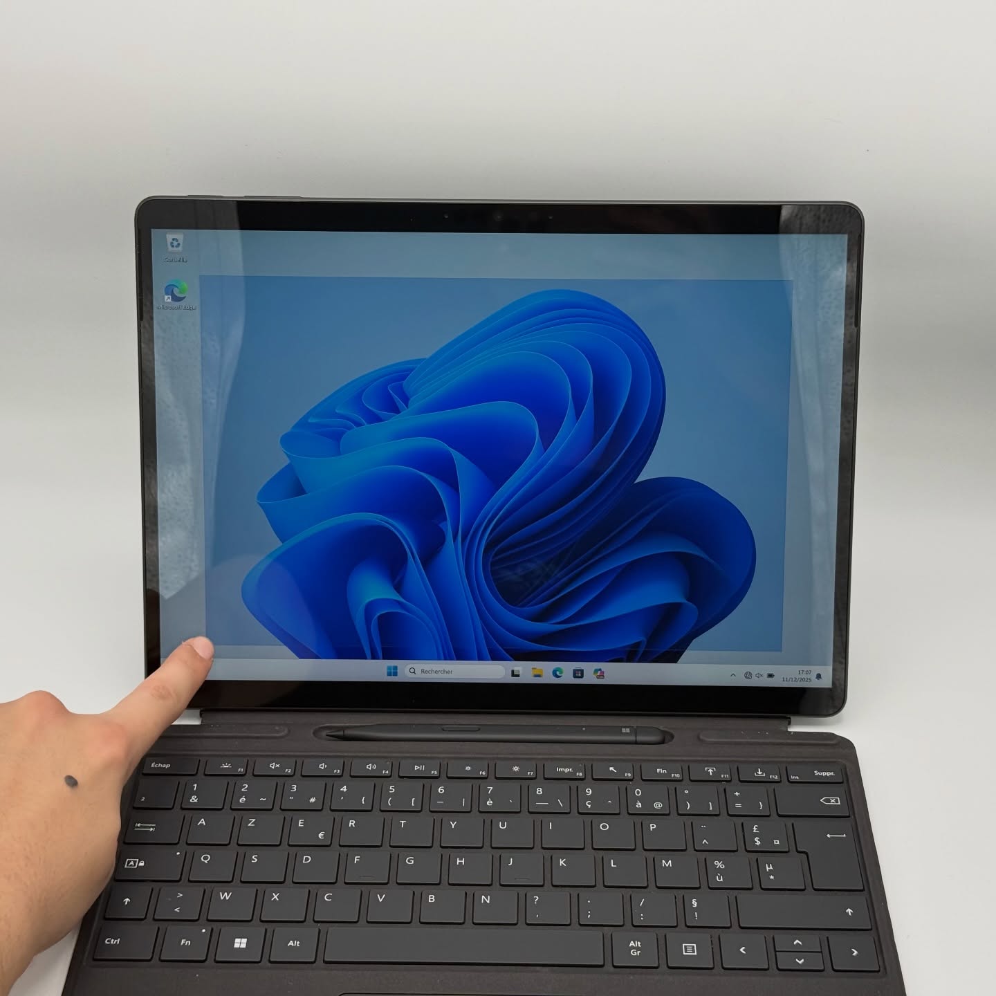 Microsoft Surface Pro 9 – i5-1245U / 16Go DDR5 / 256Go SSD / 13″ Tactile – Image 3