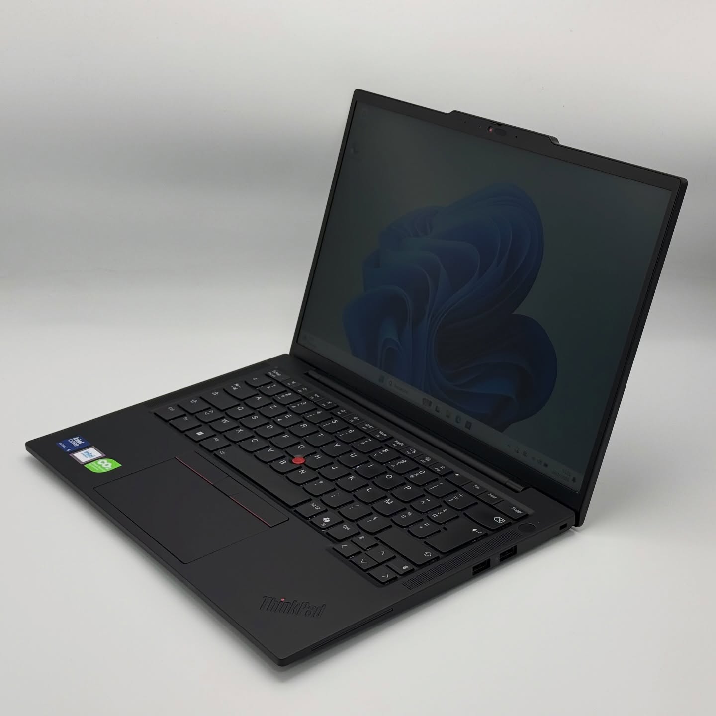 Lenovo ThinkPad T14s Gen 5 – Intel Core Ultra 5 125U / 16 Go DDR5 / 14″ FHD+ – Image 2