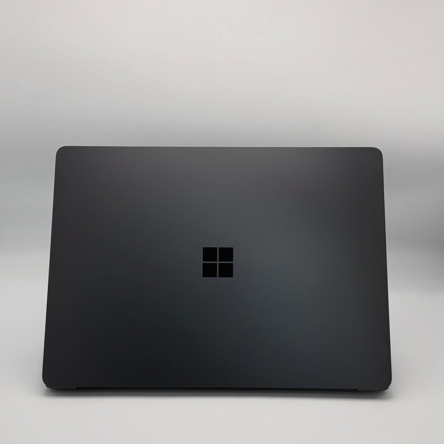Surface Laptop 7th Edition – Snapdragon X Elite / 32 Go / 1 To SSD / 15″ OLED – Image 5
